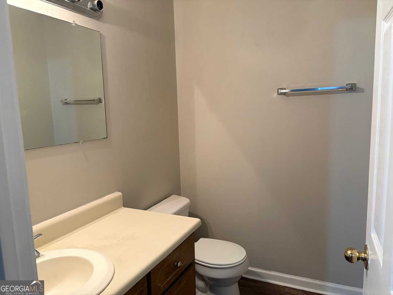 116 Harden Rd - Photo 4 of 17