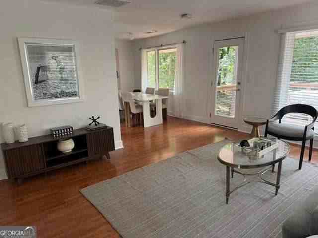 1685 Chevron Way - Photo 2 of 20