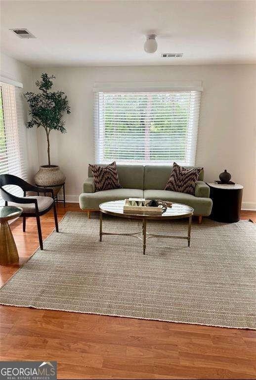 1685 Chevron Way - Photo 3 of 20
