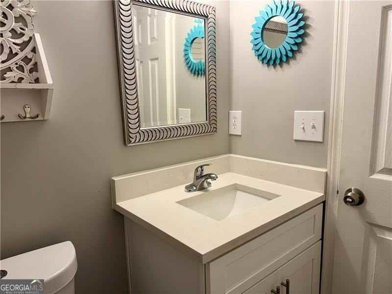 1059 Mariners Dr - Photo 6 of 25