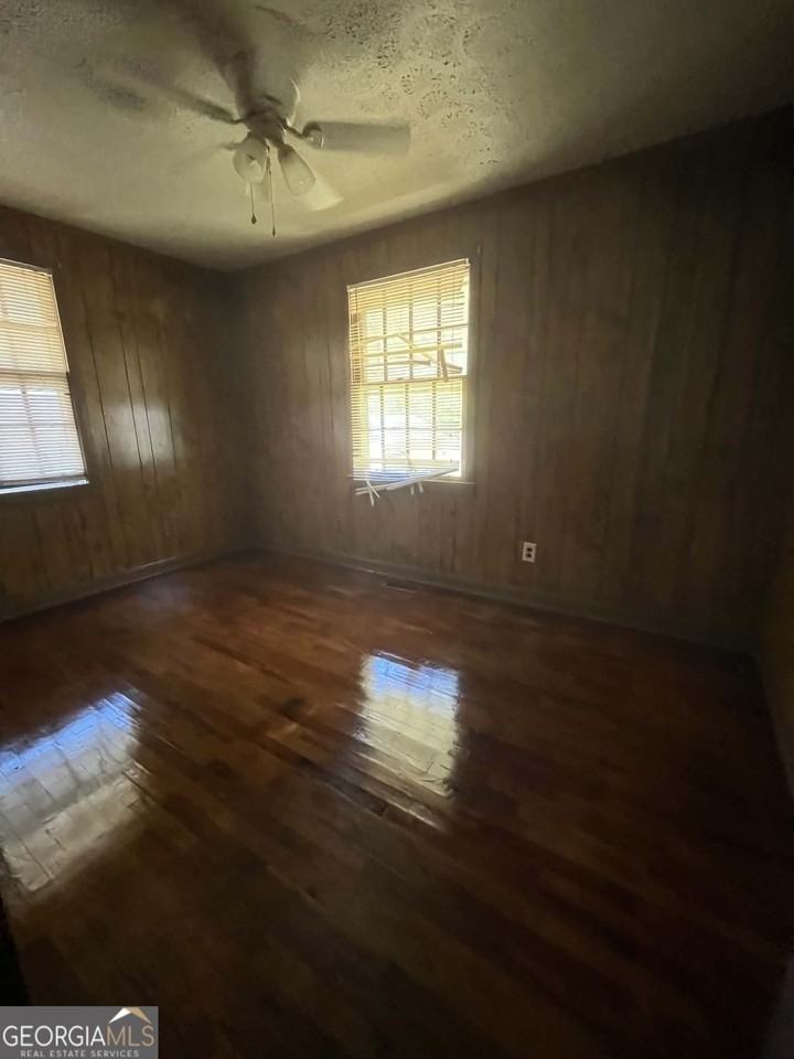 3993 Guyton St - Photo 6 of 8