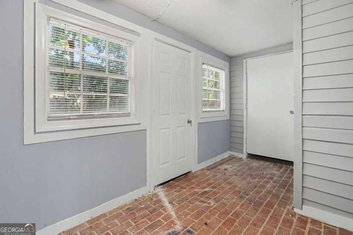5582 Stonington Trace Pkwy - Photo 7 of 16