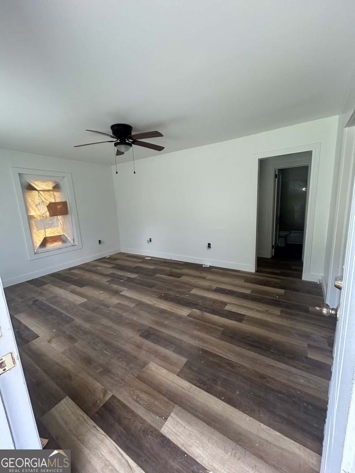 3850 Mercer St - Photo 2 of 8