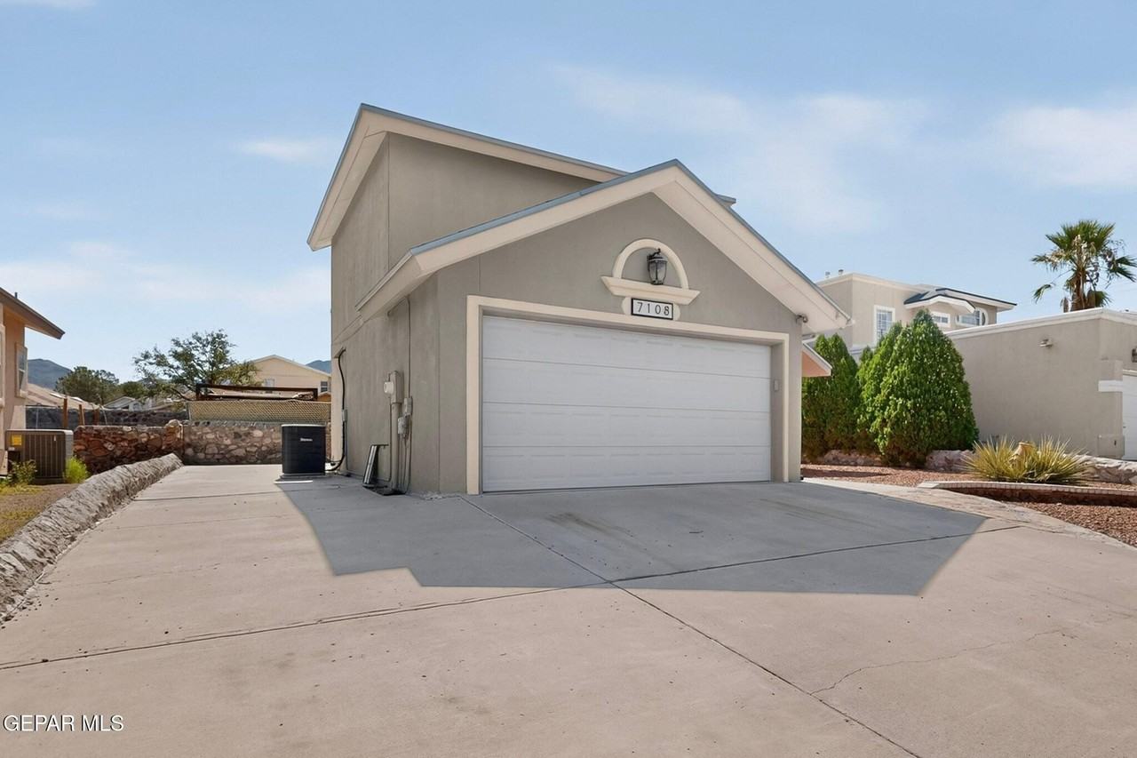 7108 Feather Hawk Dr - Photo 3 of 43