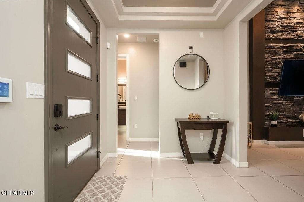 1276 Desert Night St - Photo 6 of 46