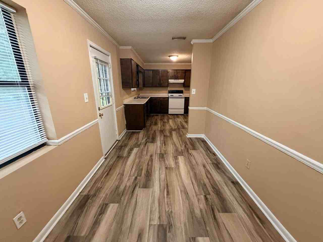 1235 Ponderosa Dr - Photo 5 of 14