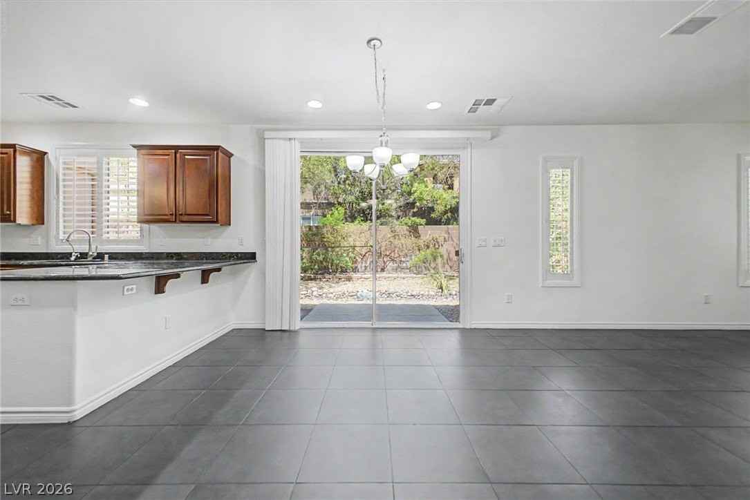2435 Cordoba Bluff Ct - Photo 6 of 34