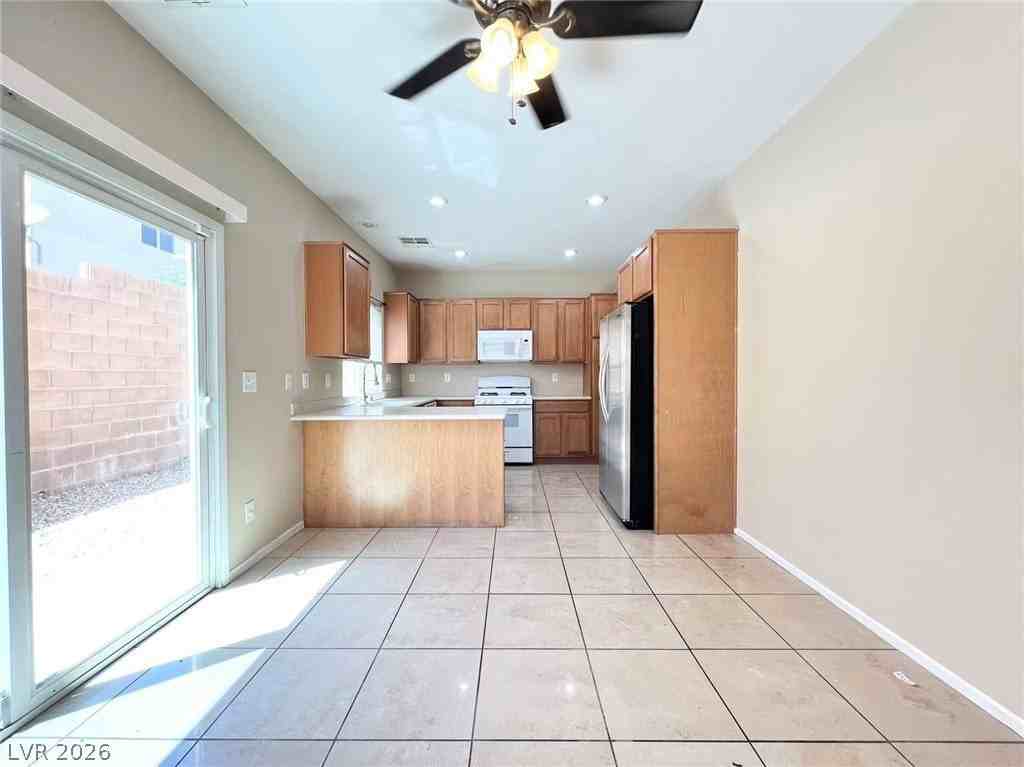 10243 Midnight Glow Ct - Photo 6 of 27