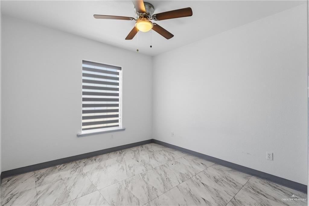 109 Ash St #C - Photo 6 of 16