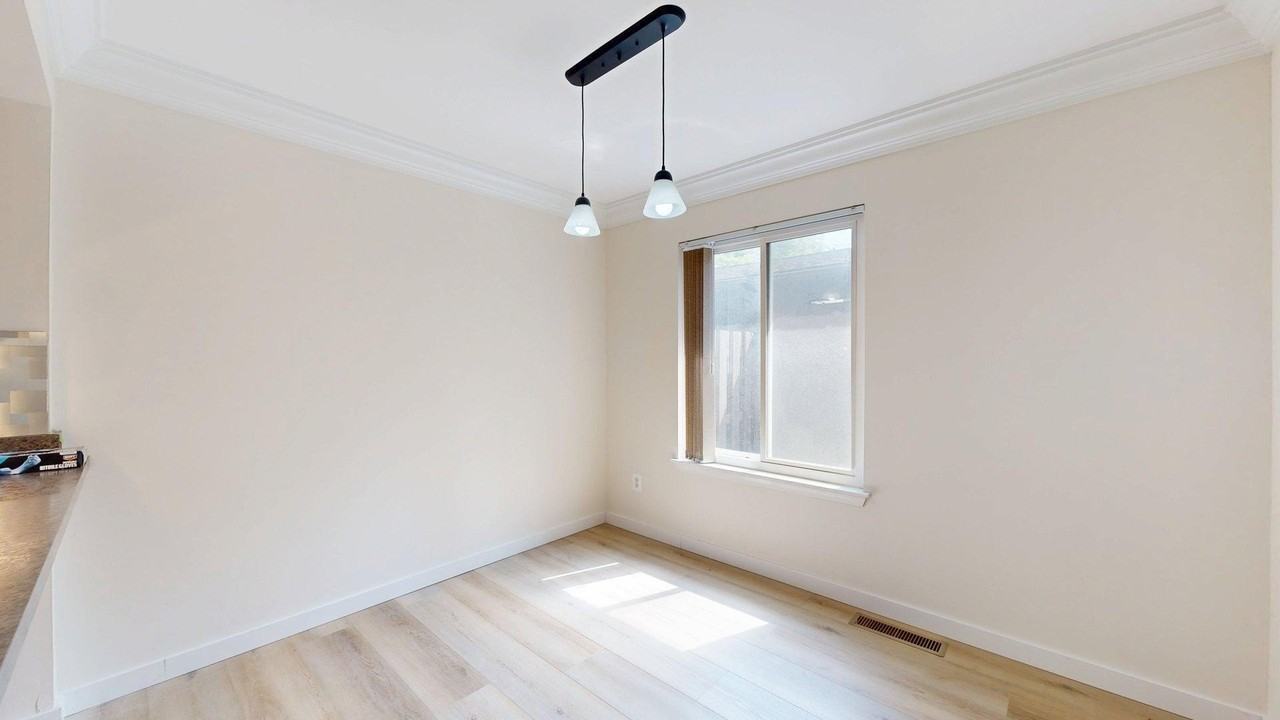 2609 Meade Ct - Photo 5 of 28