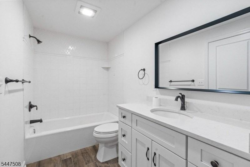 54 W Somerset St #REAR - Photo 3 of 12