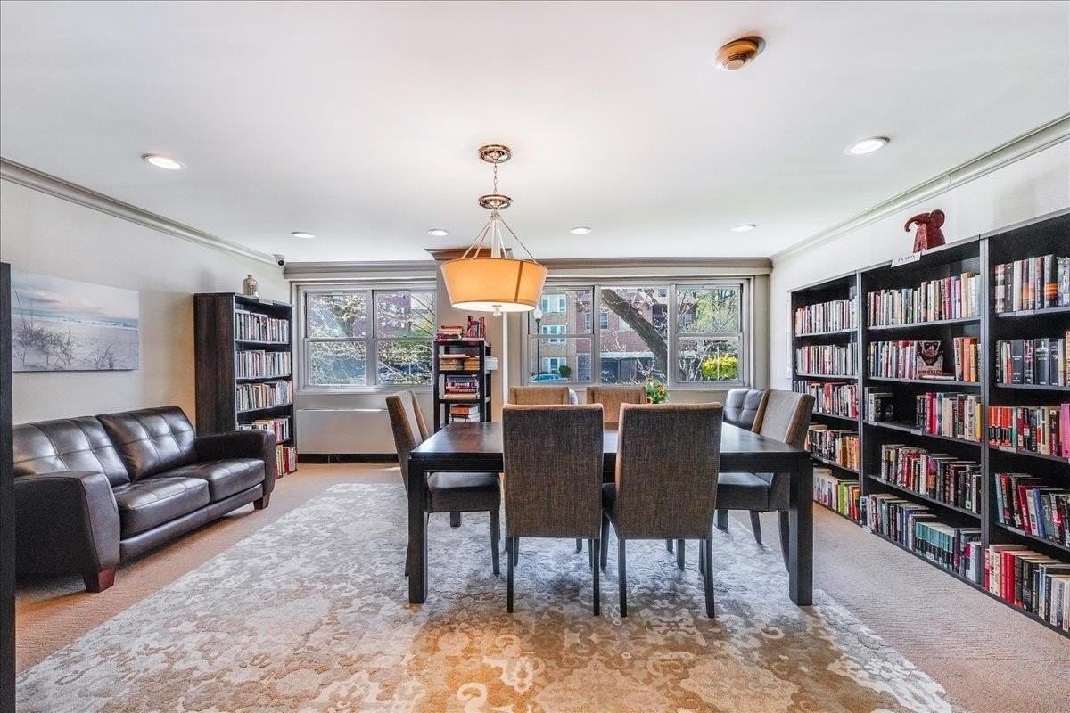 6600 Kennedy Blvd E #23C - Photo 5 of 32