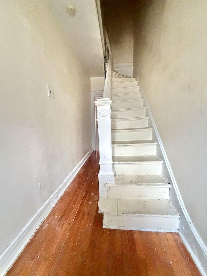 33 Fulton Ave #1 - Photo 2 of 8
