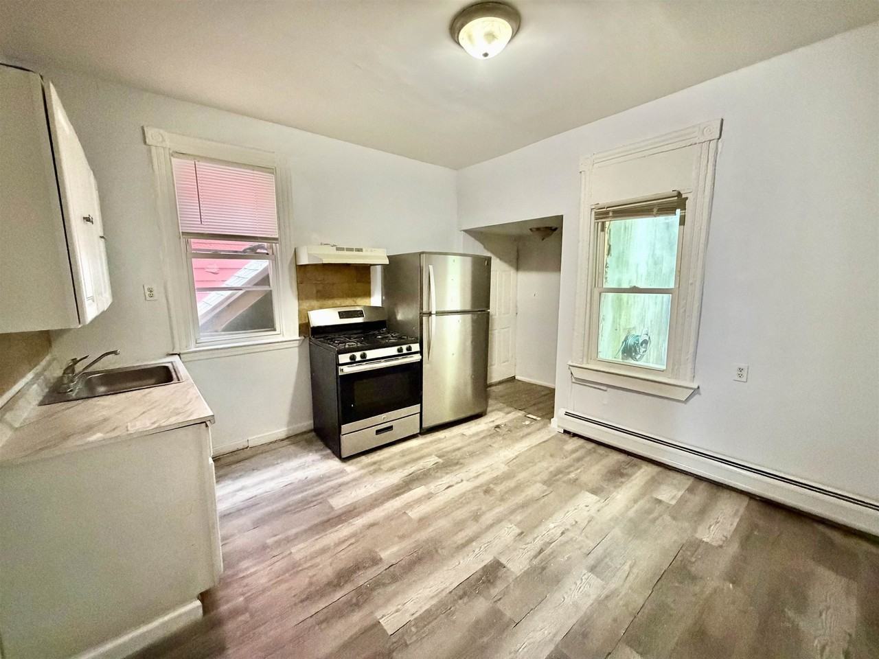 33 Fulton Ave #1 - Photo 4 of 8