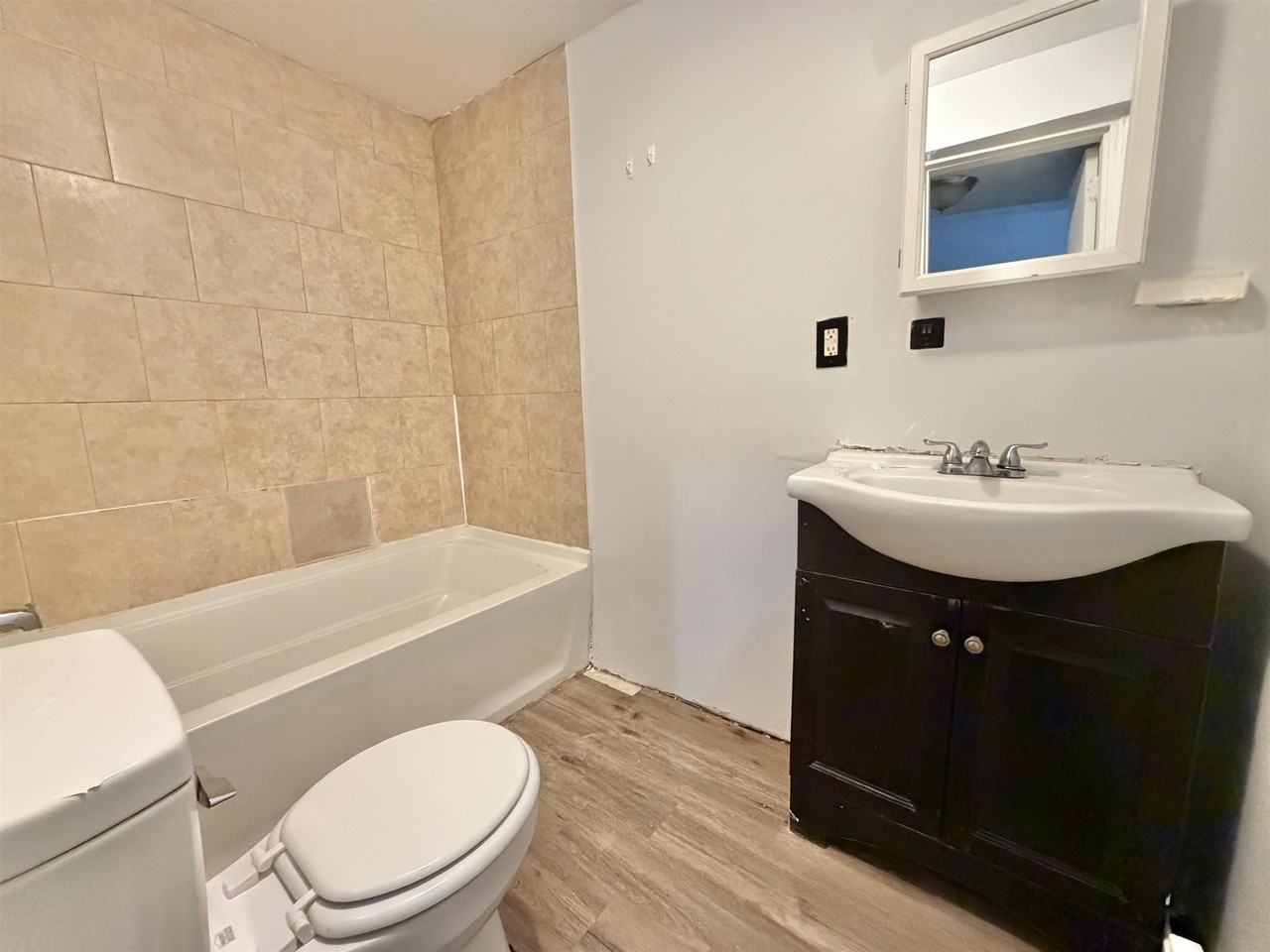 33 Fulton Ave #1 - Photo 7 of 8