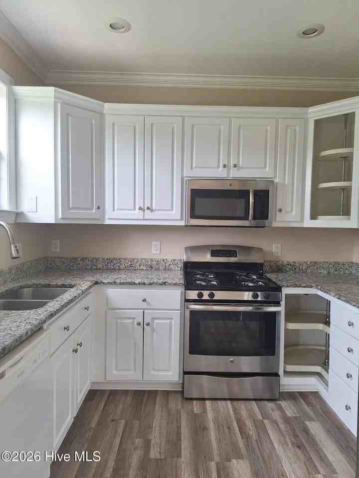 285 Laurie Ellis Rd - Photo 4 of 25