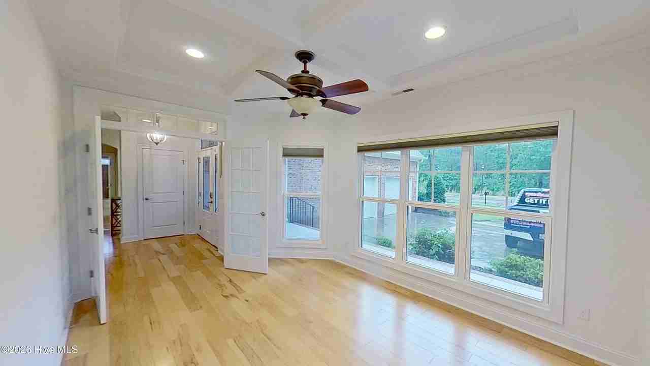 1336 Cape Fear National Dr - Photo 5 of 38