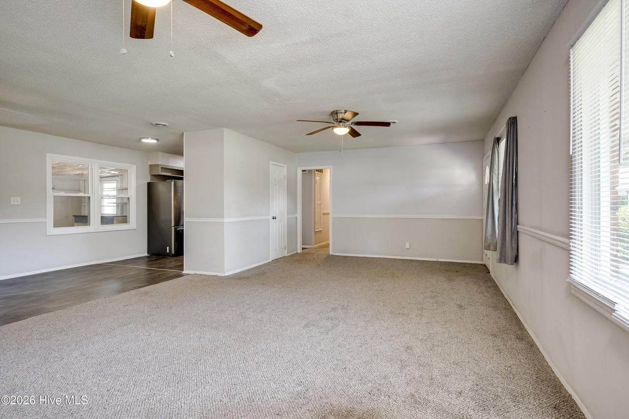 2107 Faircrest Ave #A - Photo 3 of 14