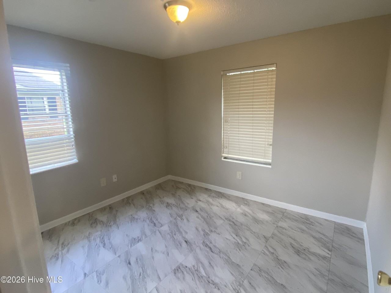 2815 Nighthawk Dr - Photo 5 of 13