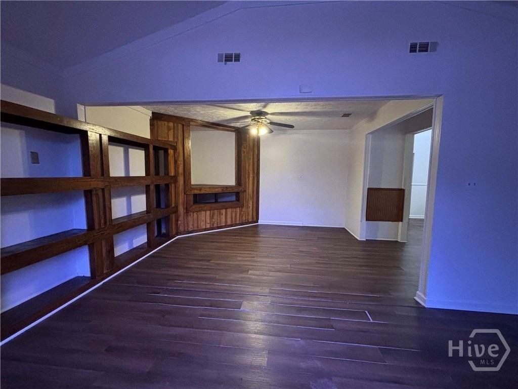 151 Loblolly Dr - Photo 3 of 9