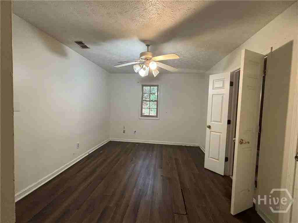 151 Loblolly Dr - Photo 7 of 9