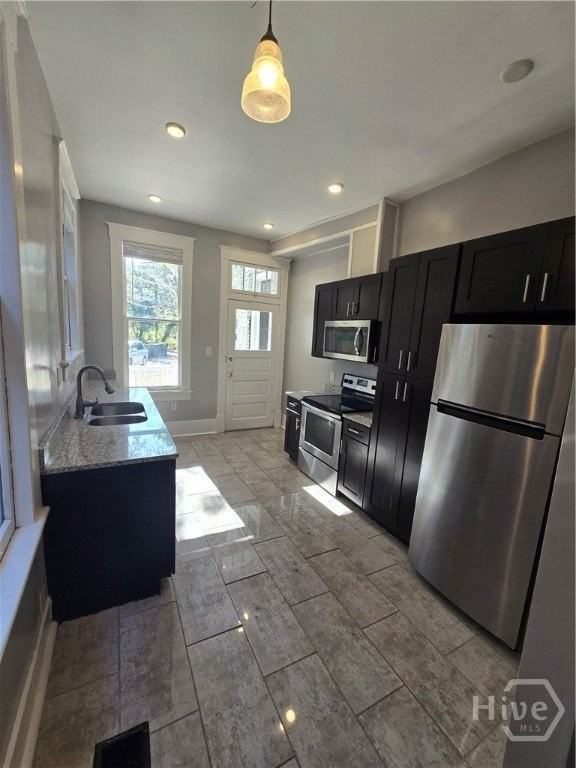 309 E 37th St - Photo 7 of 16