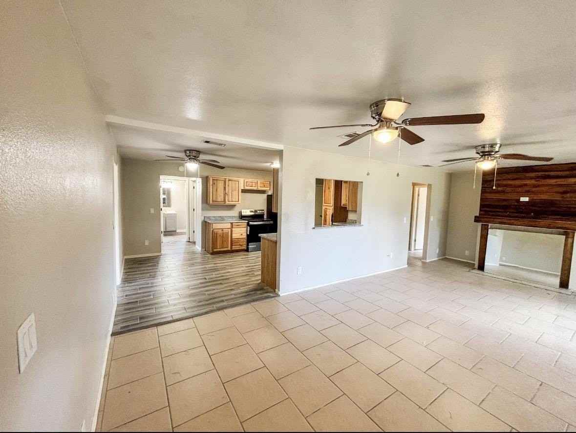 205 Cambridge Ln - Photo 6 of 27