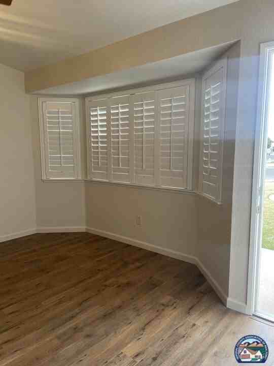 680 Sequoia St - Photo 4 of 31