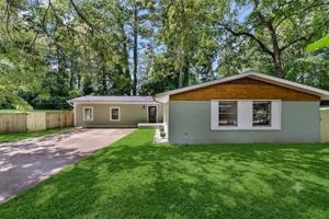 featured image of 3605 Forest Trl