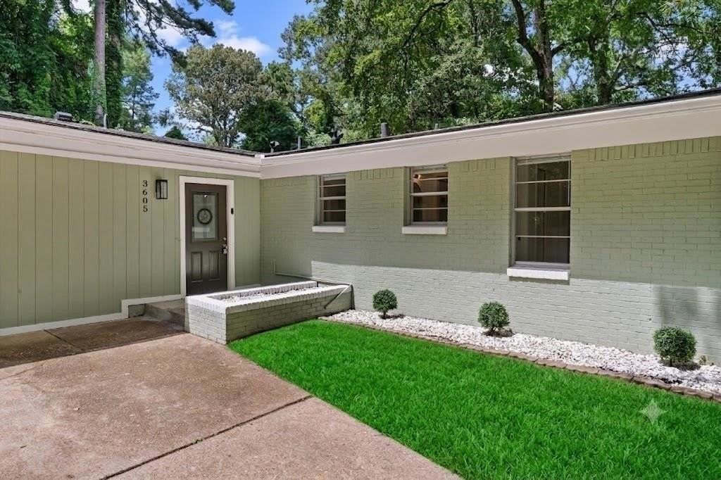 3605 Forest Trl - Photo 3 of 25