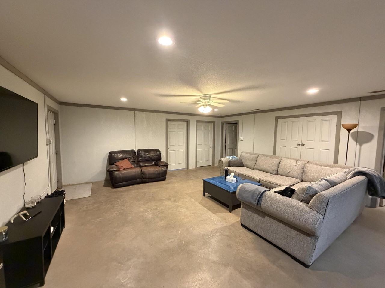 4411 32nd St - Photo 3 of 20