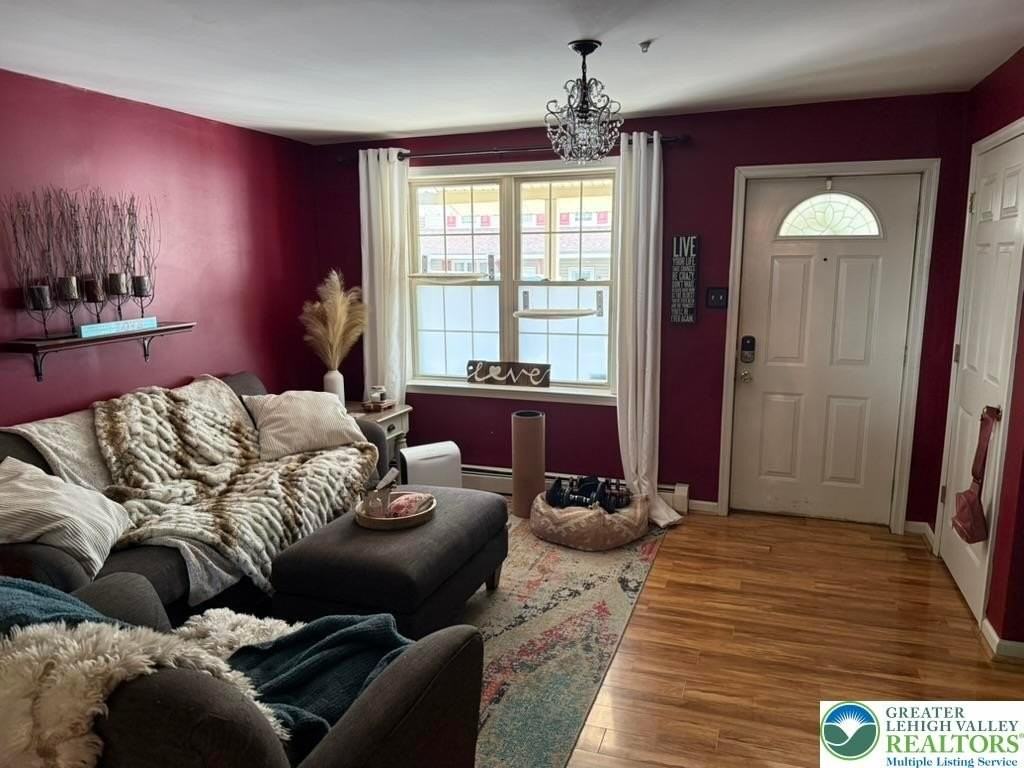 603 W Washington St - Photo 5 of 20
