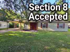 featured image of 3540 Farwood Dr