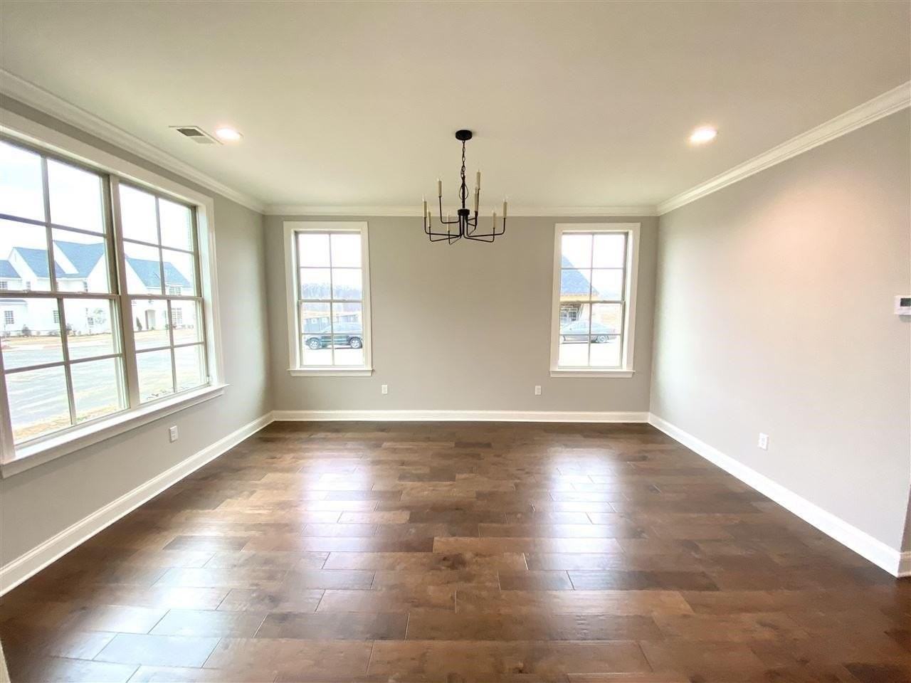 327 Belfair Cv - Photo 5 of 18