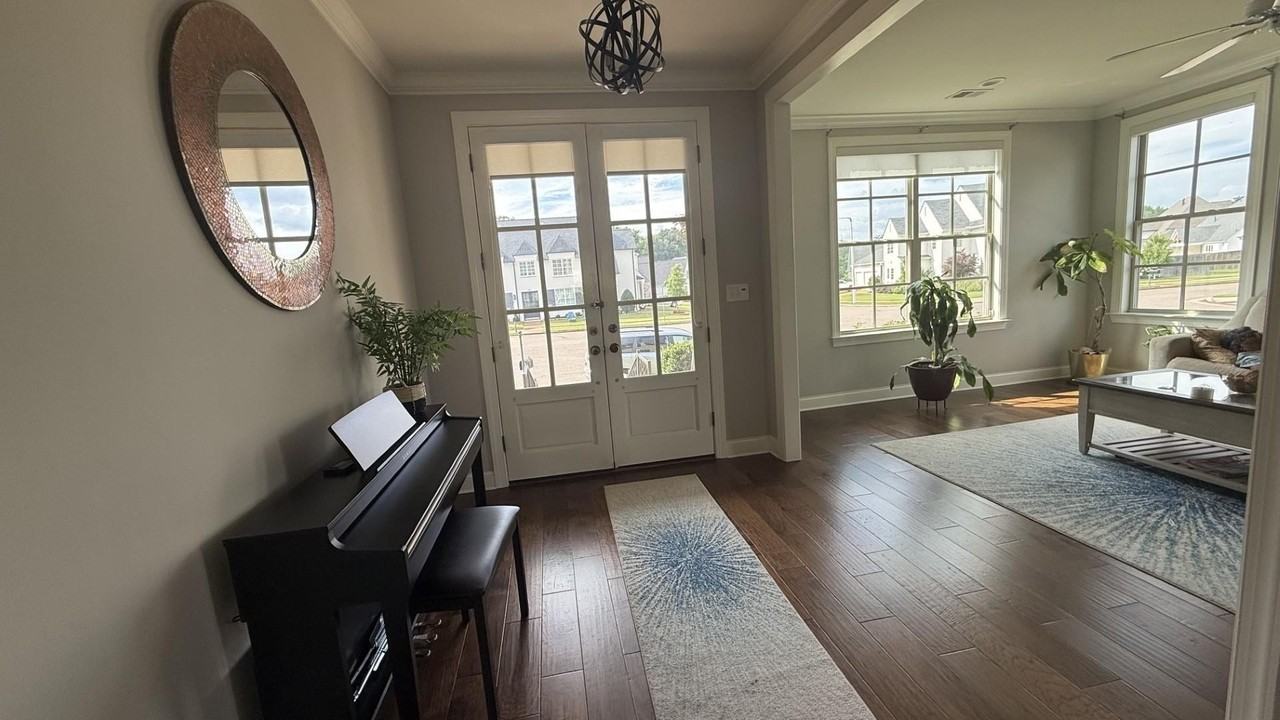 327 Belfair Cv - Photo 6 of 18
