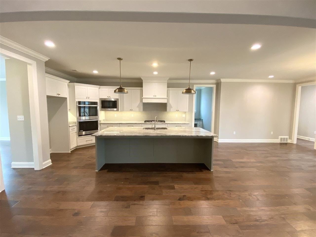 327 Belfair Cv - Photo 7 of 18