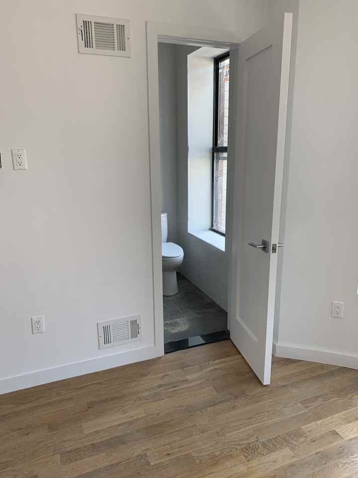 459 Shepherd Avenue #2 - Photo 7 of 10