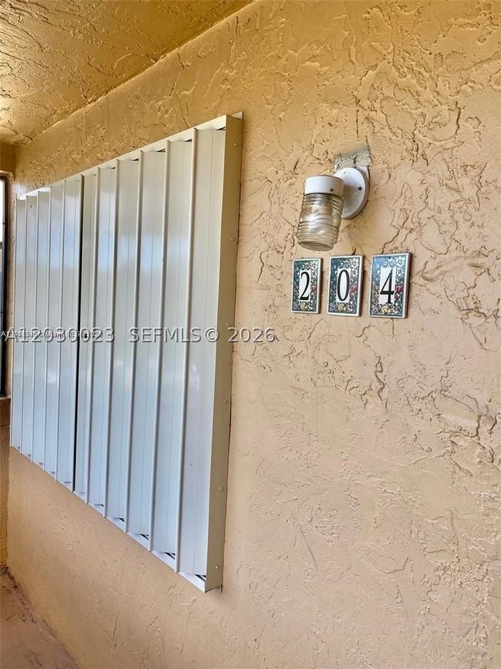 159 Lakeview Dr #204 - Photo 2 of 24