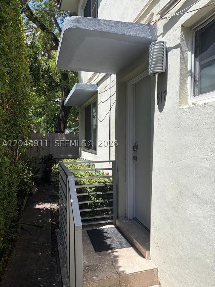 503 75th St #517 - Photo 2 of 30