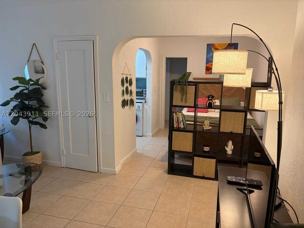 503 75th St #517 - Photo 7 of 30