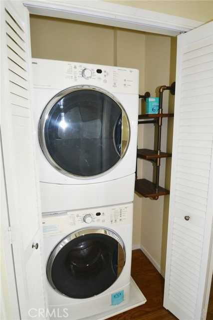 21510 Ellinwood Dr - Photo 7 of 8
