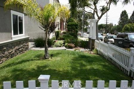 2109 Grant Ave #A - Photo 4 of 5