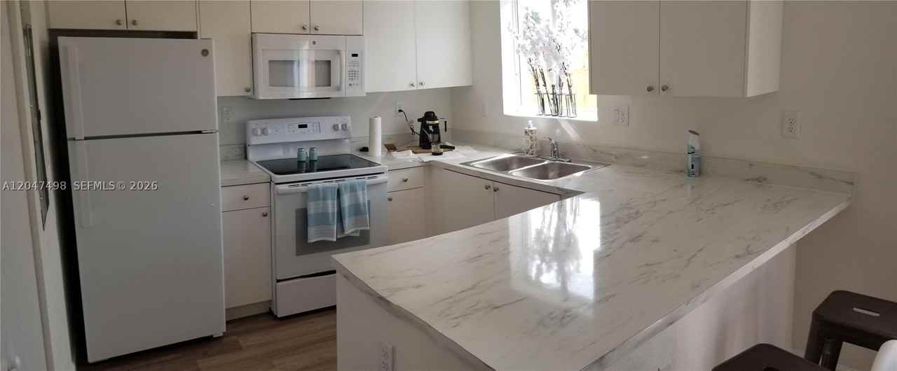 210 Sw 3rd Ct - Photo 5 of 18