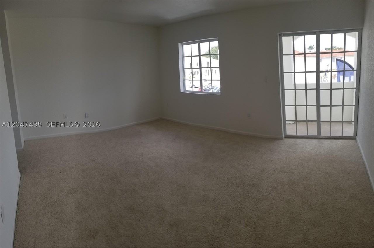 210 Sw 3rd Ct - Photo 7 of 18