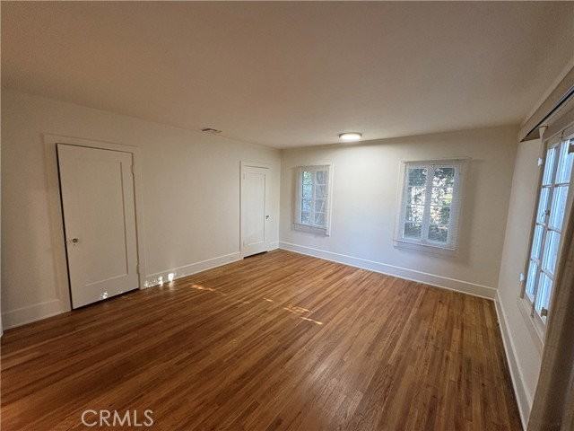 894 S Los Robles Ave - Photo 2 of 8