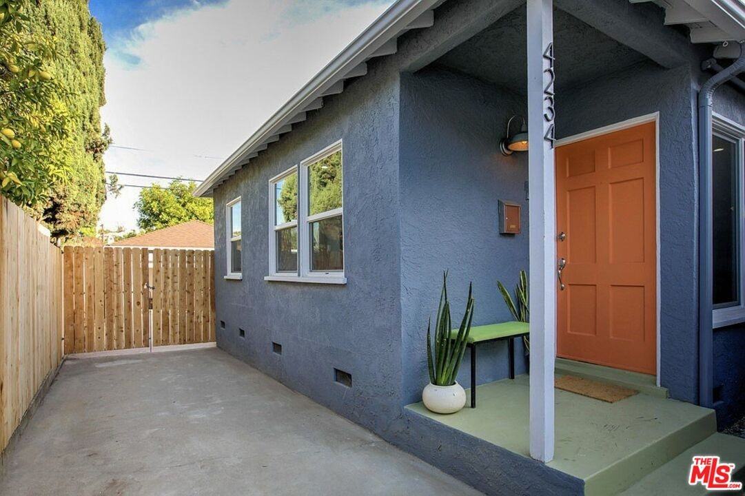 4234 Verdugo Rd - Photo 2 of 8