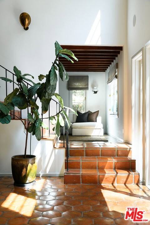 3810 Dixie Canyon Ave - Photo 2 of 8