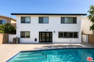 featured image of 18113 Bromley St