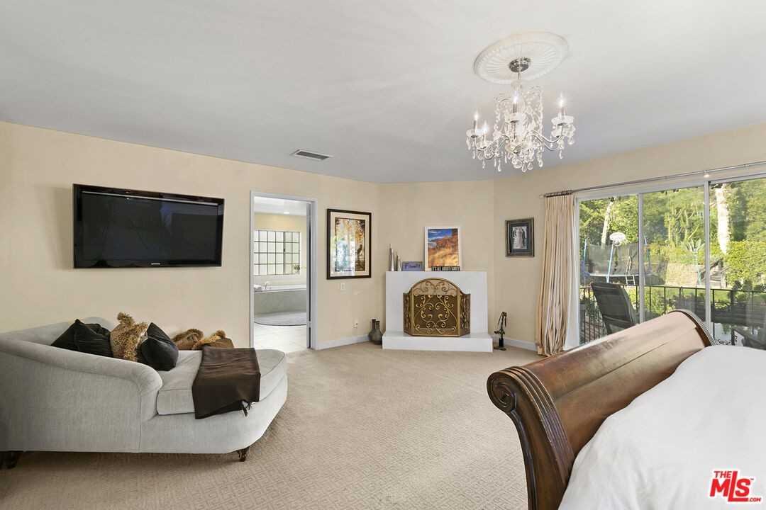 5176 Don Pio Dr - Photo 6 of 8