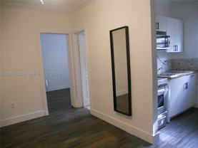 1043 Nw 2nd St #9 - Photo 1 of 1